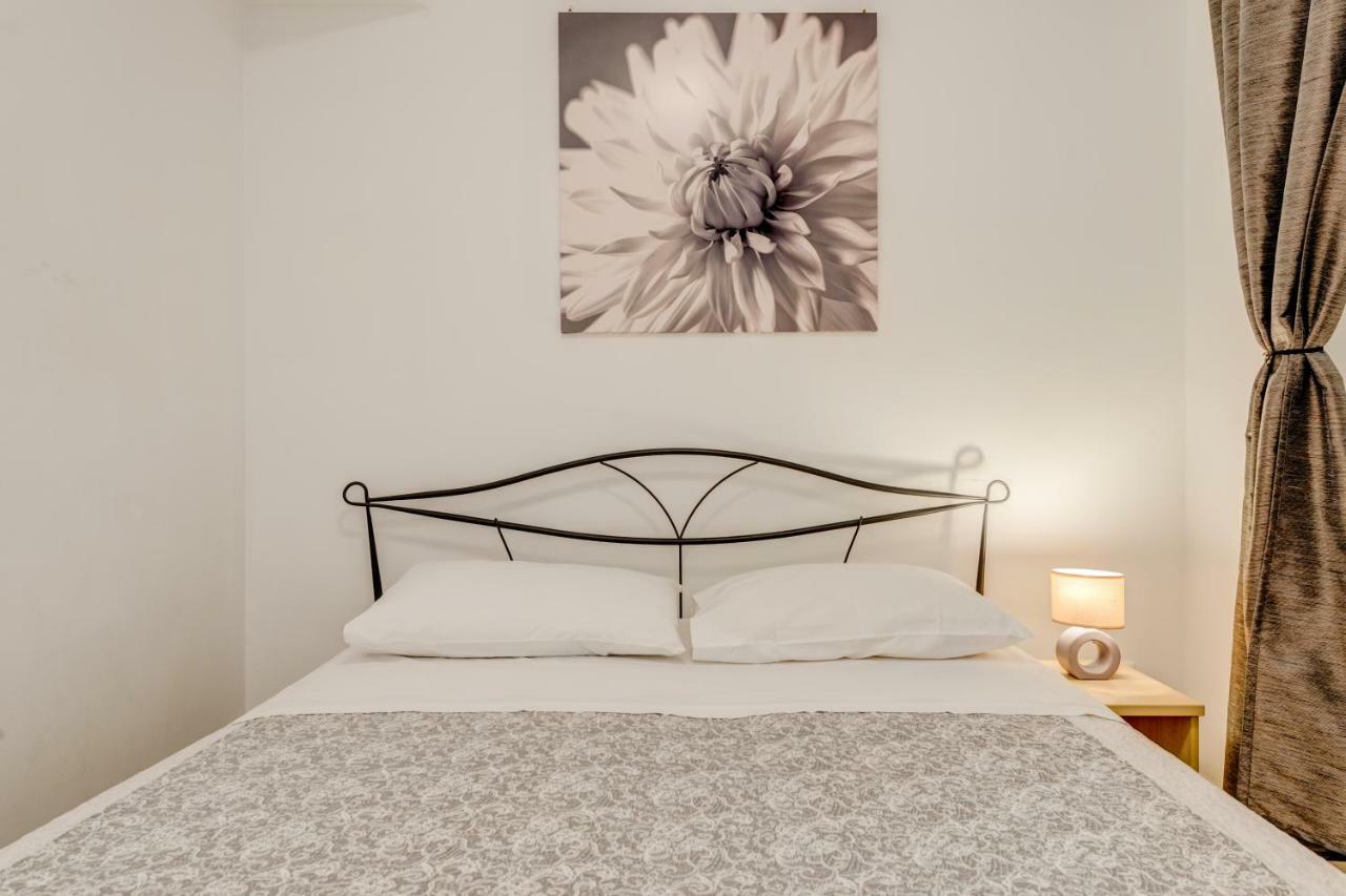 Bed and Breakfast Porta Adriatica Split Exterior foto